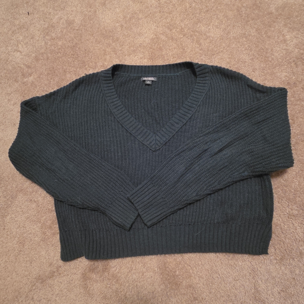 Womens Cropped Dark Green V-Neck Sweater